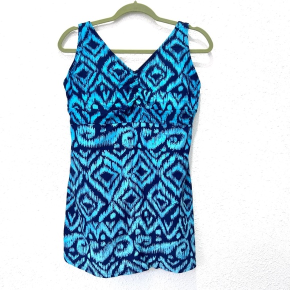 Islander Blue Fitted Tank Top with V-Neckline - Picture 1 of 9